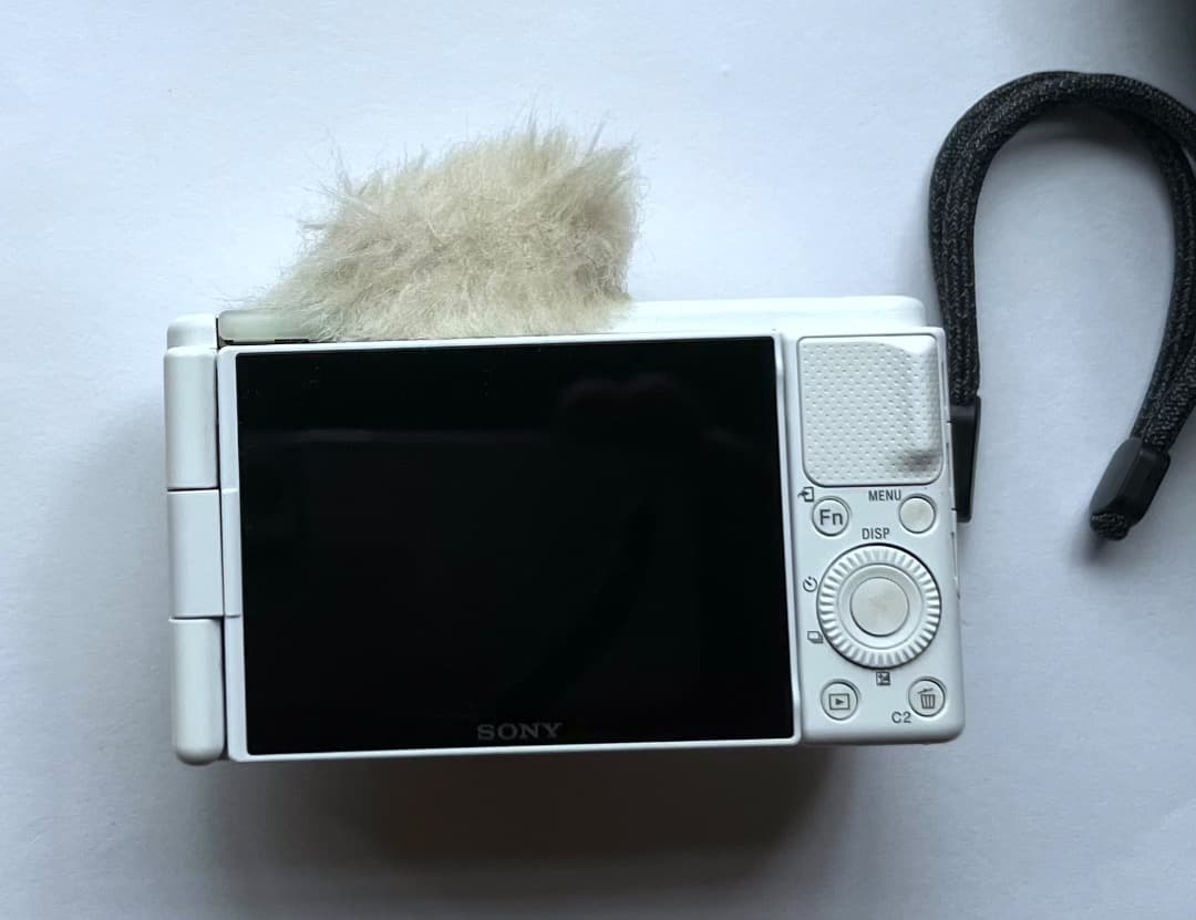 SONY デジタルカメラ ホワイトSONY VLOGCAM ZV-1　海外モデル