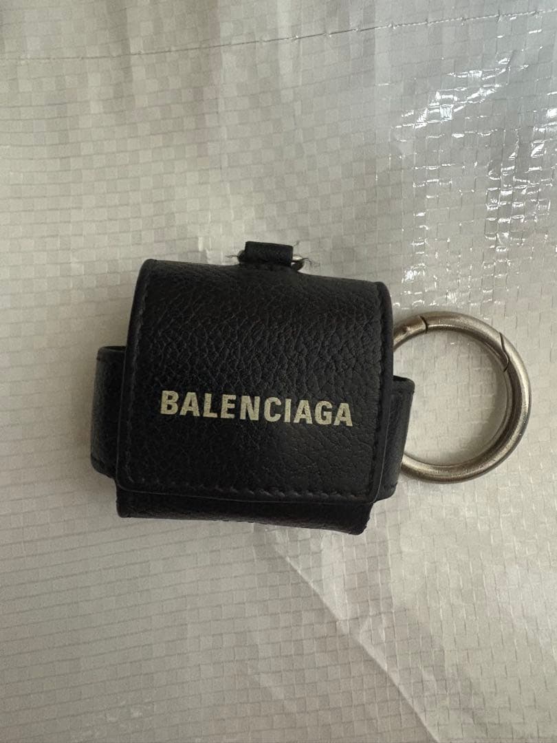 【夏休み割】バレンシアガ エアポッツ　プロ　ホルダー（ケース）