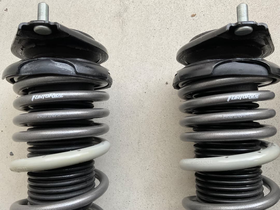 GR86 ZN8純正ダンパー＋タナベFUNTORIDEダウンサス4本セット