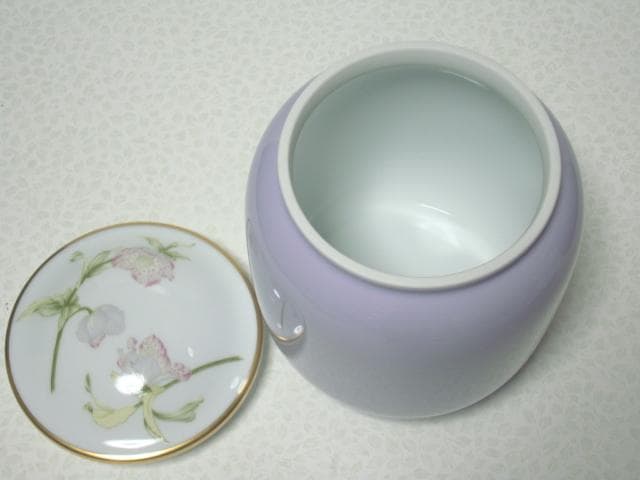 宮内庁御用達　深川製磁　骨壺・分骨壺　ペット