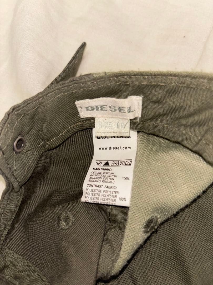 diesel キャップ　カーキ