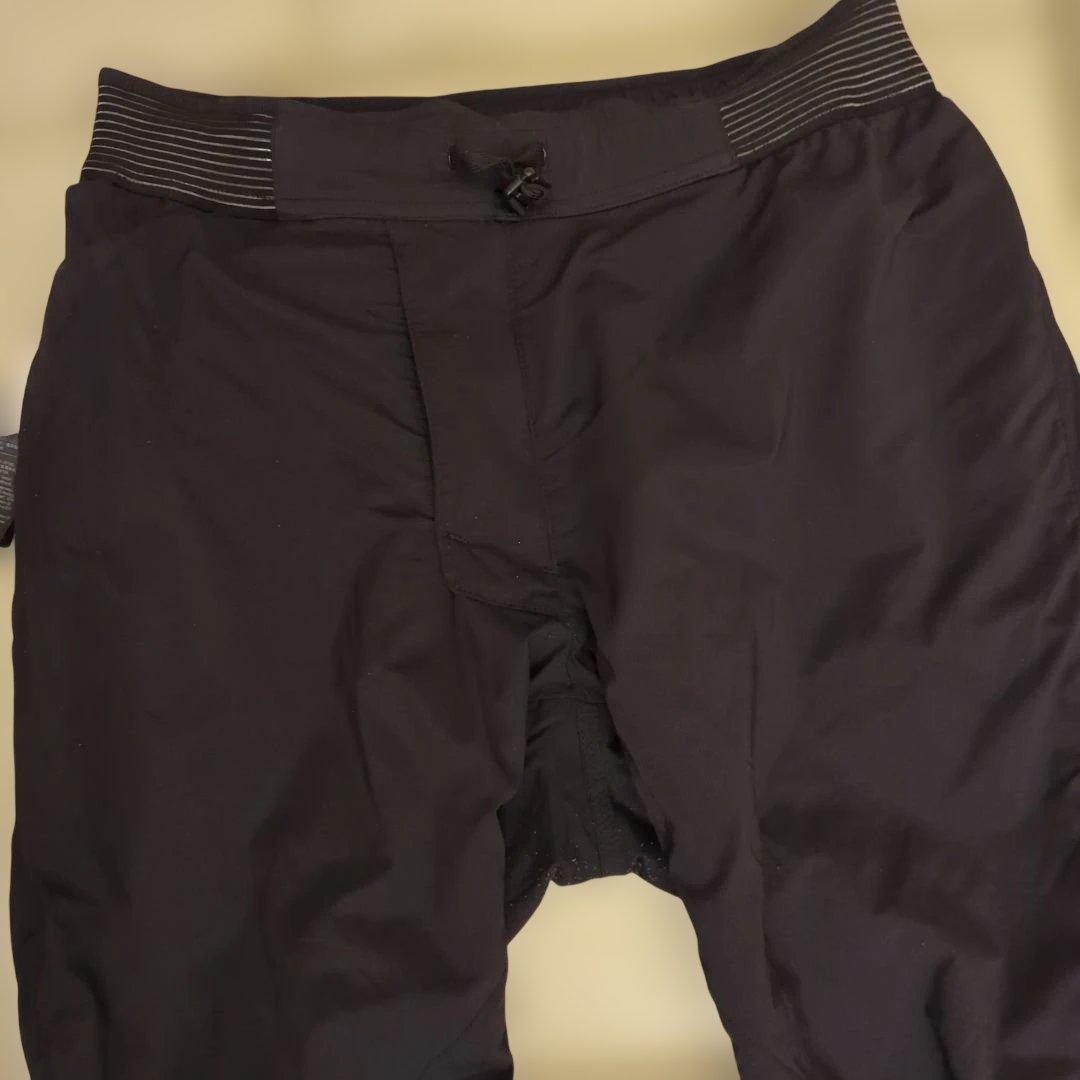 美品 24-25 Burton [ak] ヘリウム ストレッチ パンツ S 黒