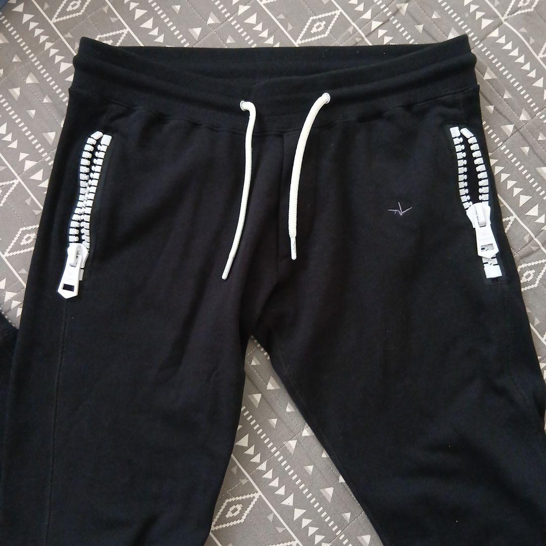 1PIU1UGUALE3 RELAX ビッグファスナーセットアップ 黒 Ｌ/M