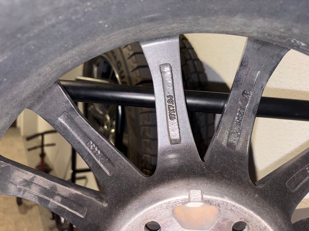 スタッドレスタイヤホイール4本セット　225/65R17