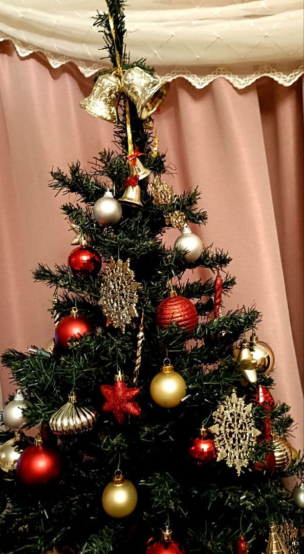 超大型 180cm クリスマスツリー 　金、赤のオーナメント　装飾品　スカート付