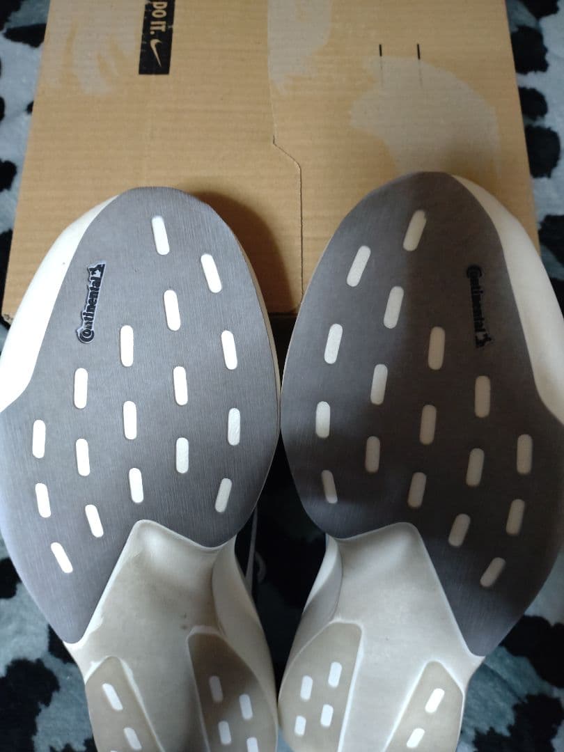 アディダス　アディゼロエボＳＬ　27.0cm　箱根駅伝　東京マラソン　大阪