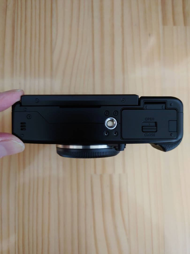 美品レベル FUJIFILM フジフイルム X-T100 ミラーレス一眼カメラ