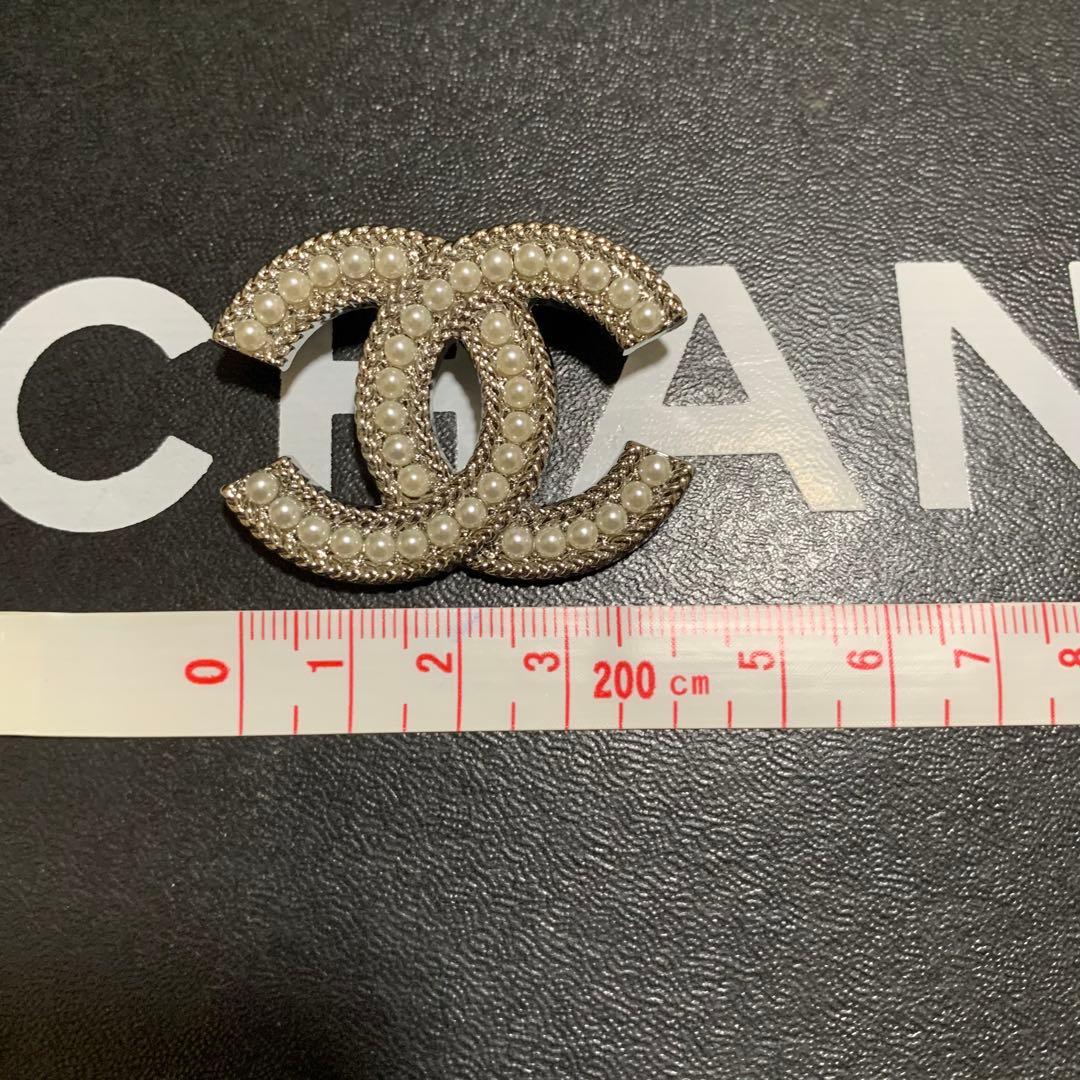 【新品/美品】　CHANEL パール　ブローチ