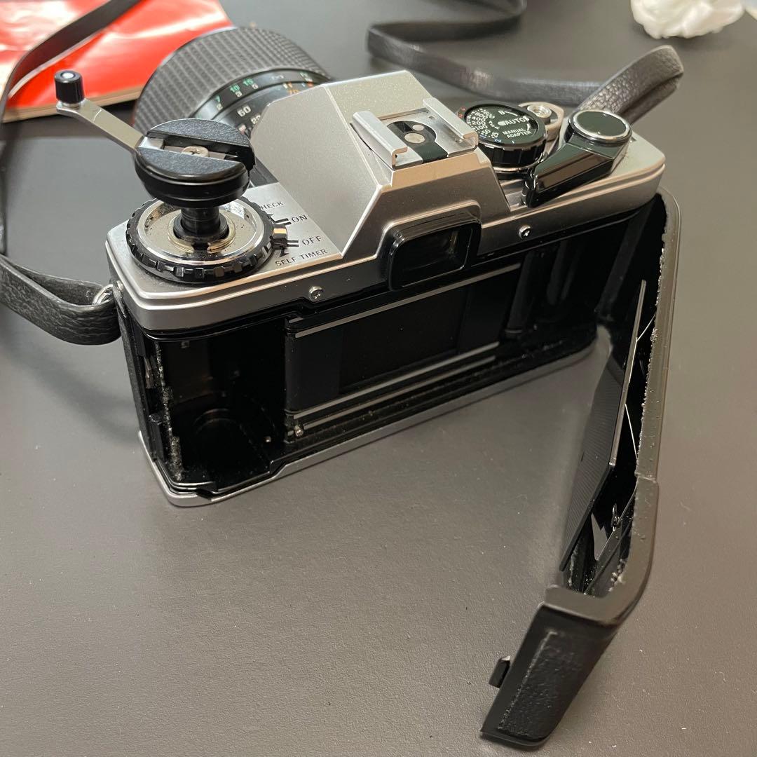 Olympus OM-10 フィルム一眼レフカメラ Tamronレンズ付き