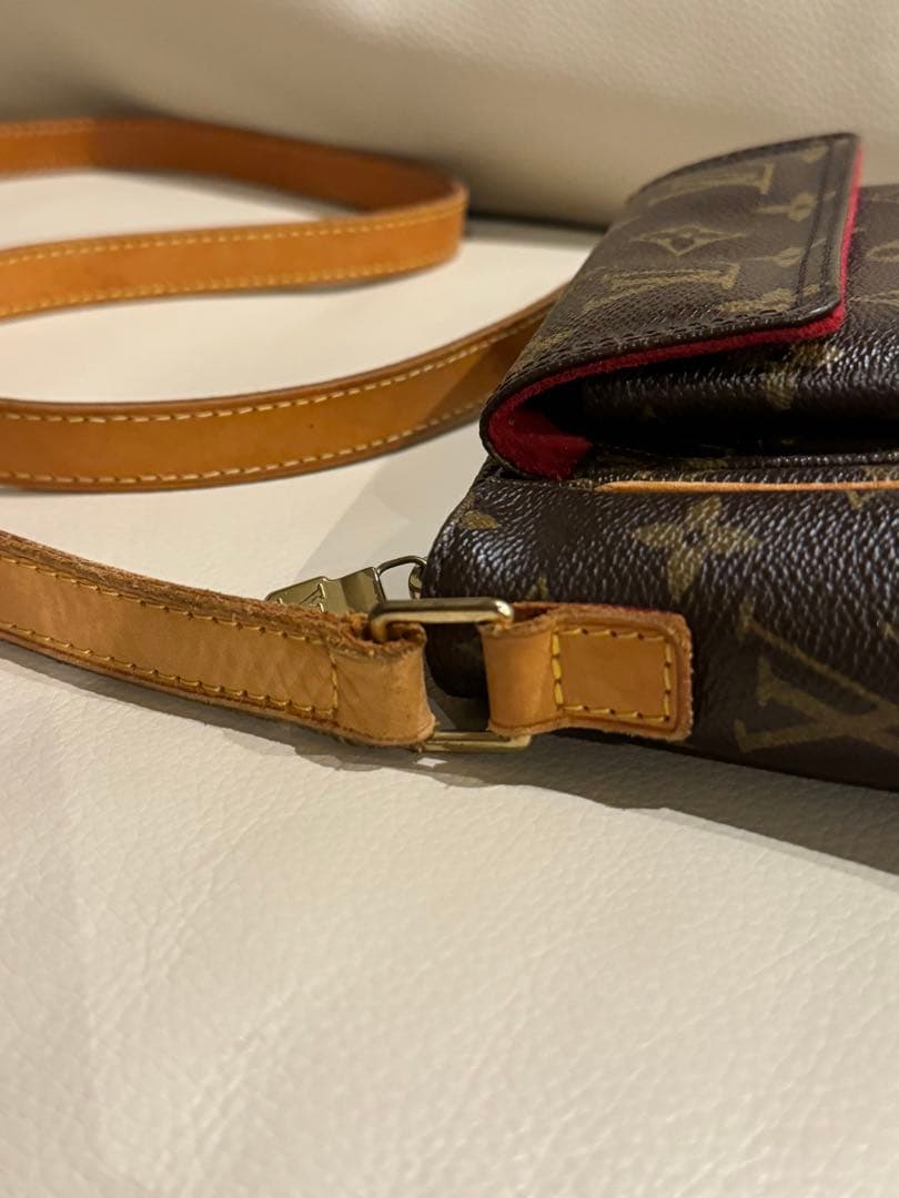 ルイ ヴィトン ヴィバ・シテPM ショルダーバッグ