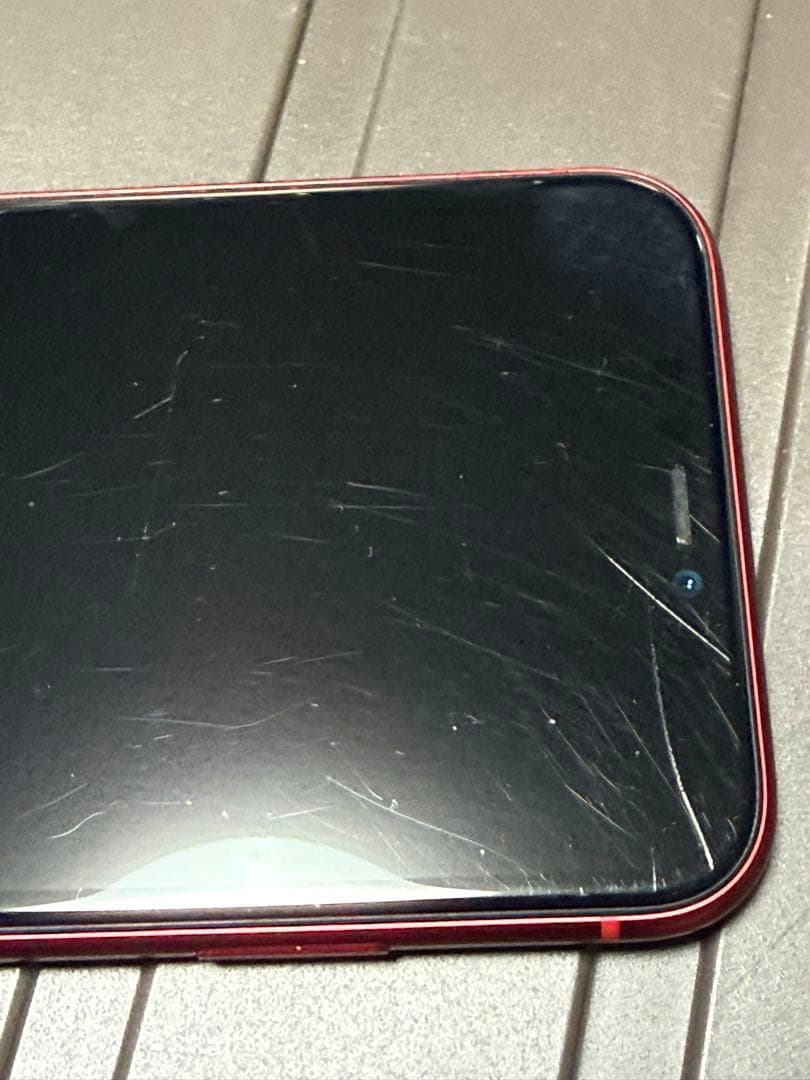 【ジャンク品】Apple iPhone 11 (PRODUCT(RED))