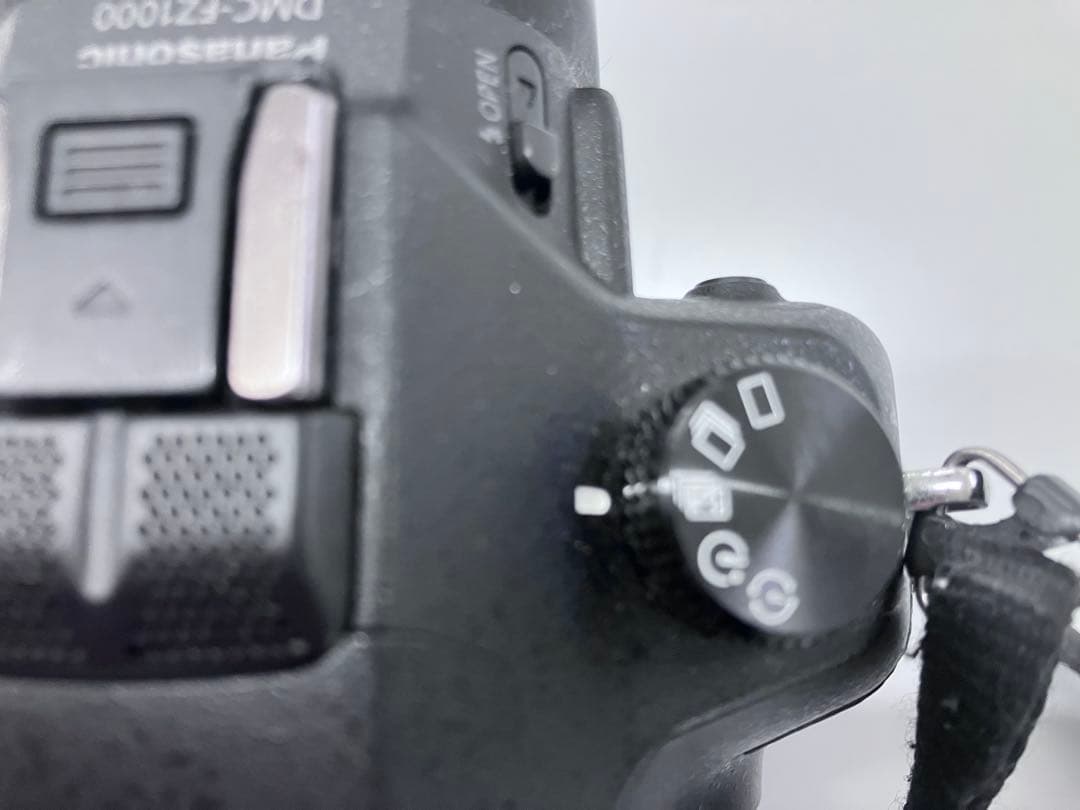 Panasonic LUMIX DMC-FZ1000 デジタルカメラ 中古