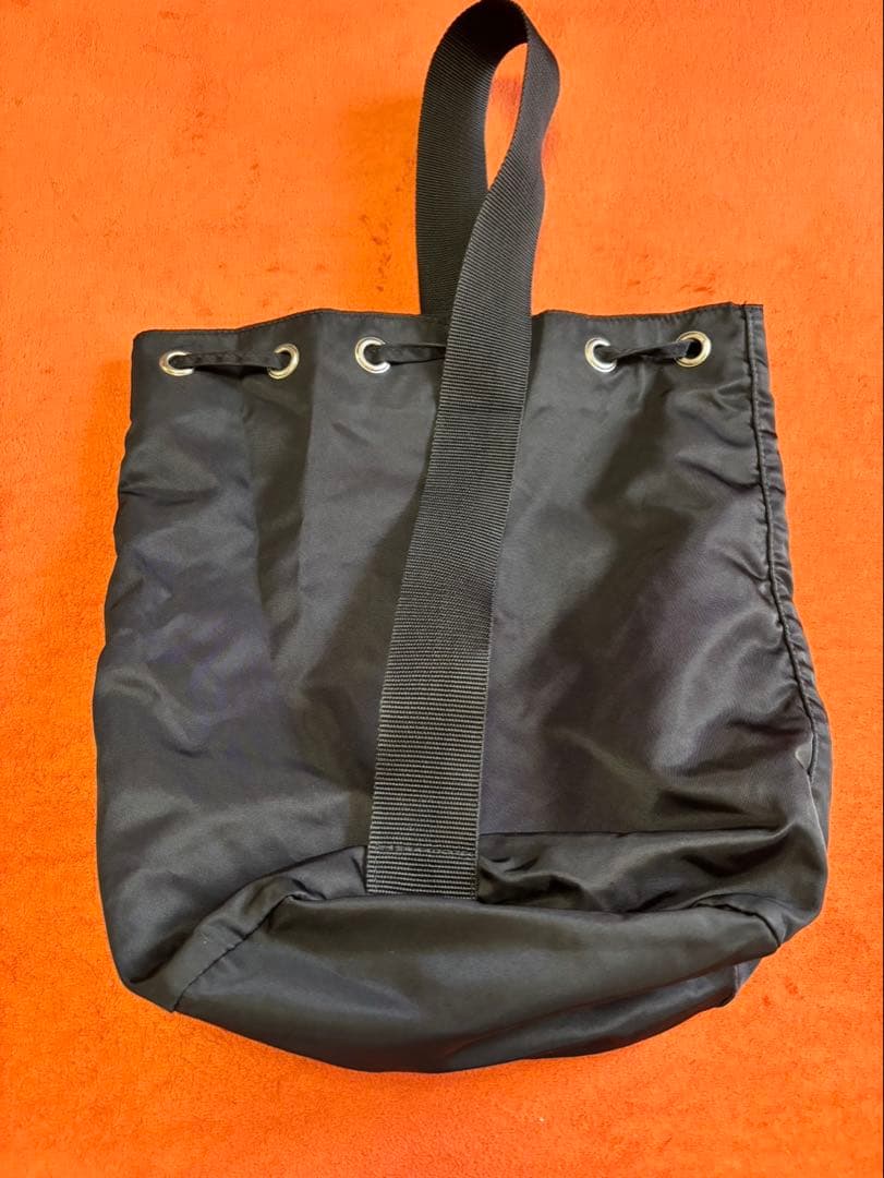 STUSSY 巾着風ショルダーバッグ　ブラック