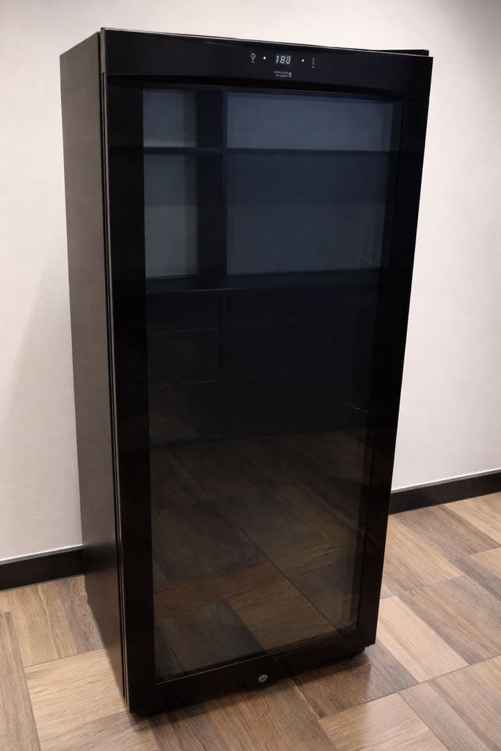 SAKURA WORKS ワインセラー ブラック2018年製