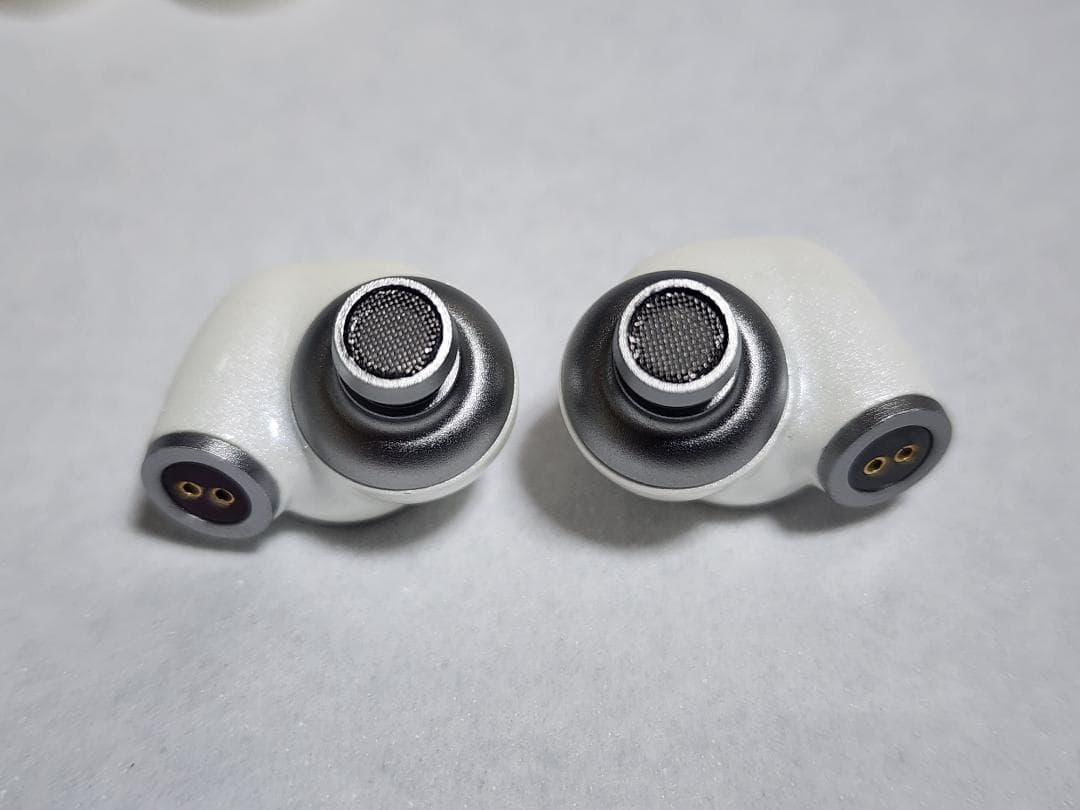 イヤホン Meze Audio ALBA