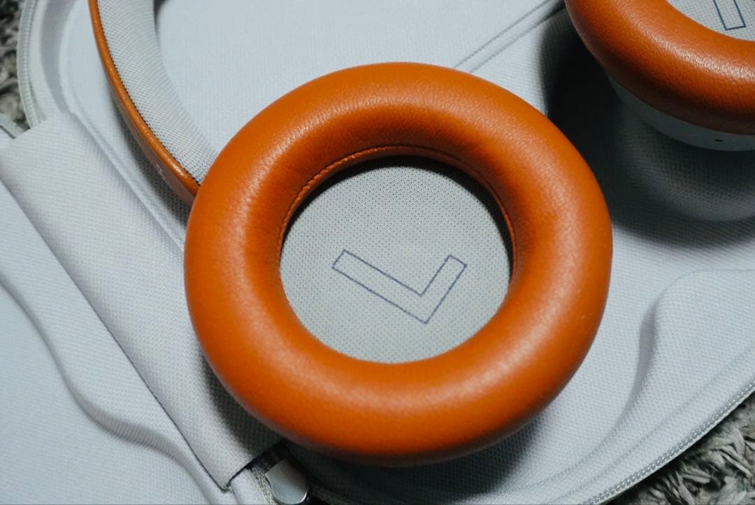 【美品】(限定品)ヘッドホンBang&Olfsen hx mamaAWARDS