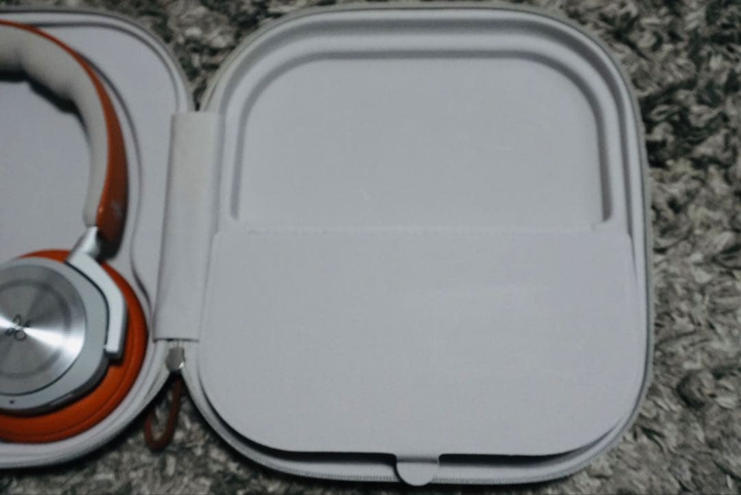 【美品】(限定品)ヘッドホンBang&Olfsen hx mamaAWARDS