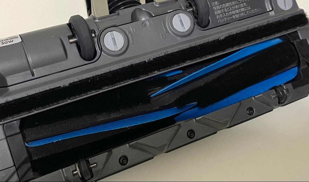 Shark シャーク スティッククリーナー本体（グレー）充電器・ノズル付き