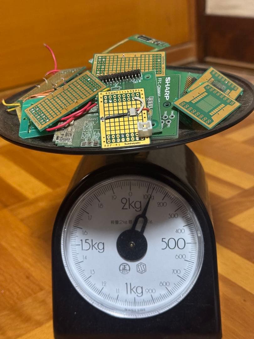 都市鉱山　フレキ・基板など　金抽出　写真5枚載せてます