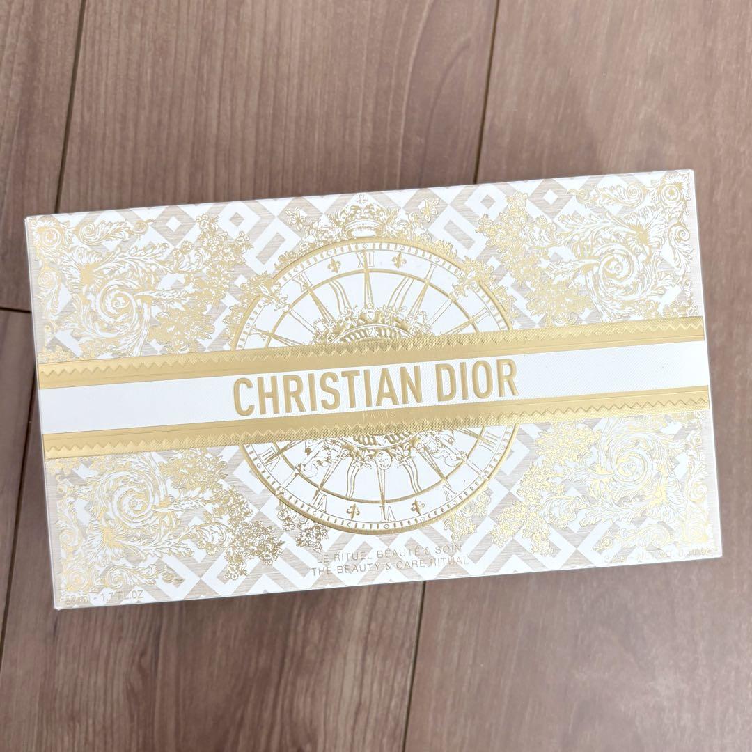 【未使用】ディオール　クリスマスコフレ2024 ビューティ&ケアセット