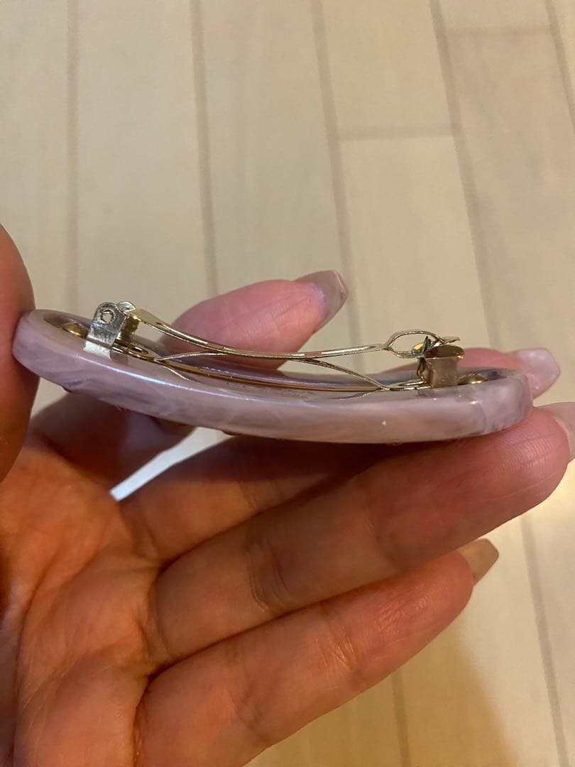 ウォニョンちゃん使用　PRADA ヘアピン ストーン付き ピンク