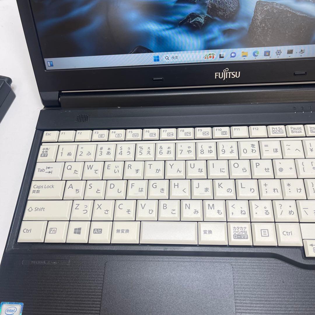 #766 富士通 Lifebook A748/S i5-8350U 8GB