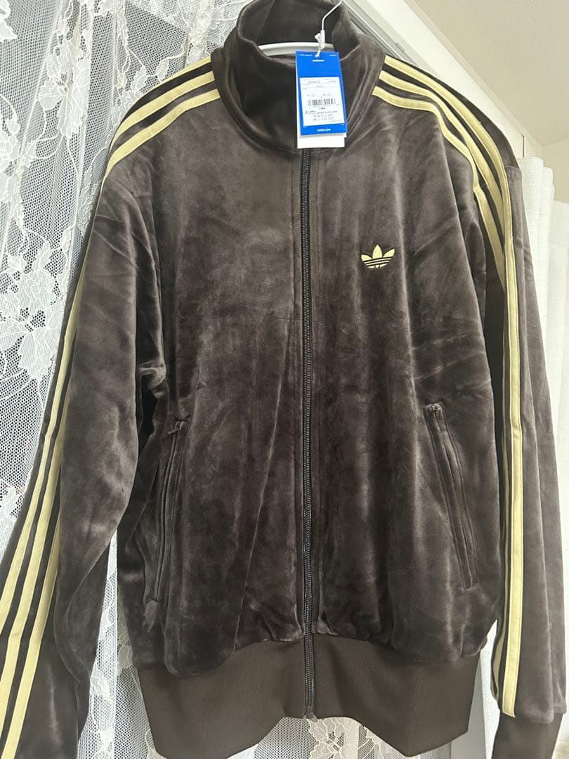 adidas ベロアトラックジャケット 25AW