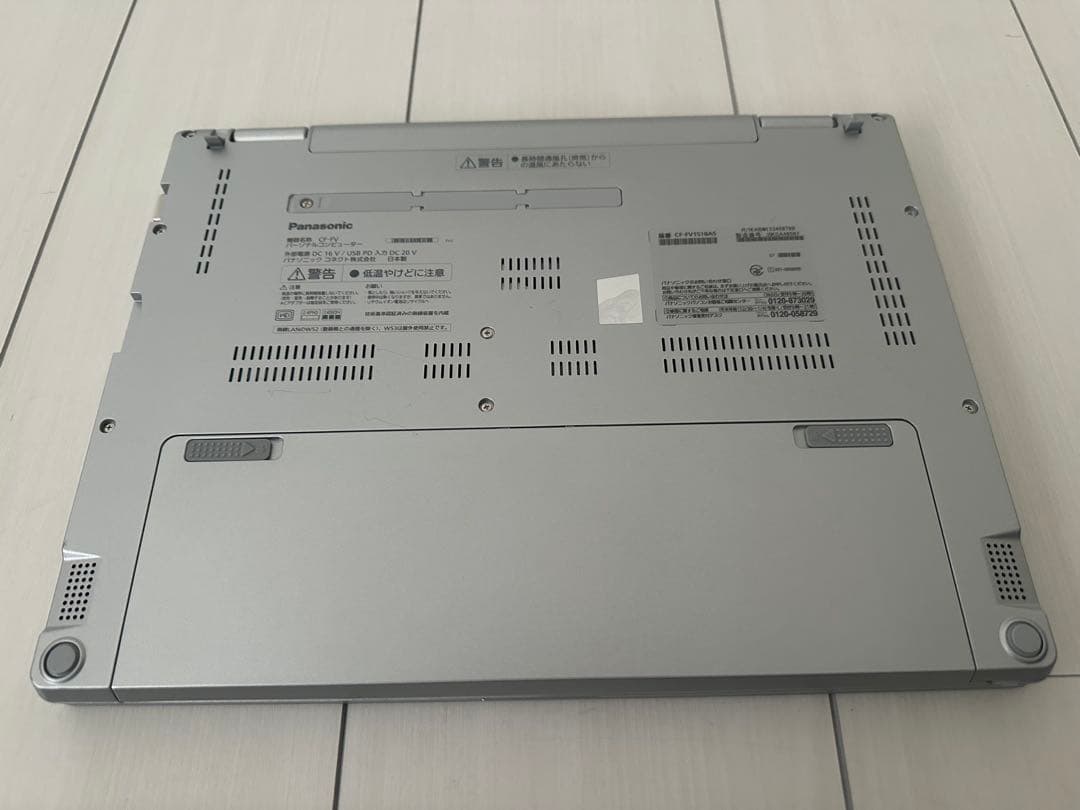 CF-FV1/32G/Corei7/512G/タッチパネル割れあり累計10時間