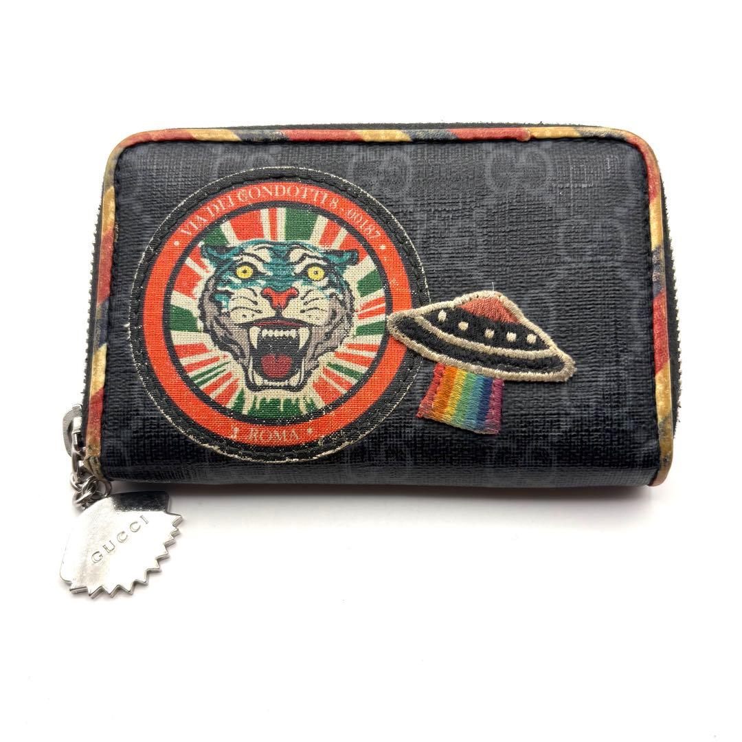 グッチ ケース ナイトクーリエ GGスプリーム タイガー シェリーライン