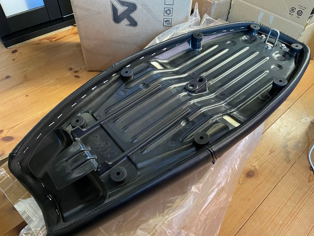 Motone SPEEDCAFE ブラック スピードツイン1200 トライアンフ