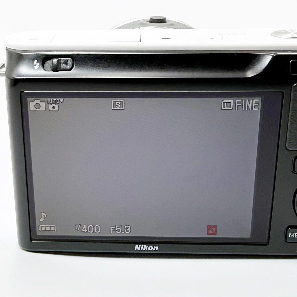 ニコン 1 J1 ダブルズームキット ホワイト ミラーレス カメラ 中古