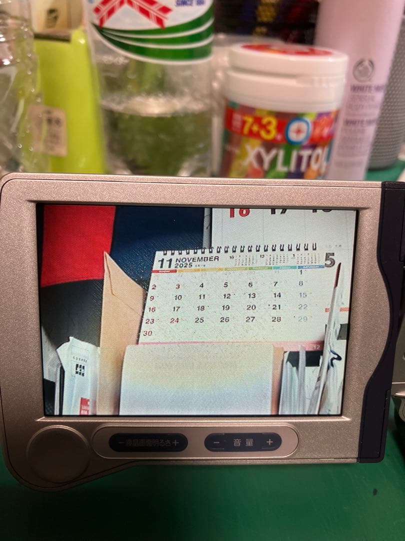 ソニー ビデオカメラDCR-TRV30ミニDVテープ仕様機 作動機 若干画面劣化