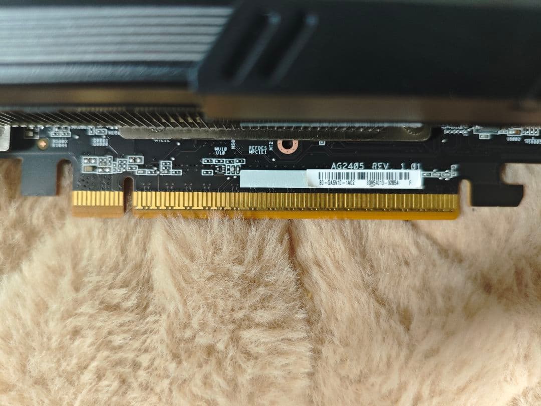 貞*士様 RX9070XT sld 16g steel legend グラフィッ