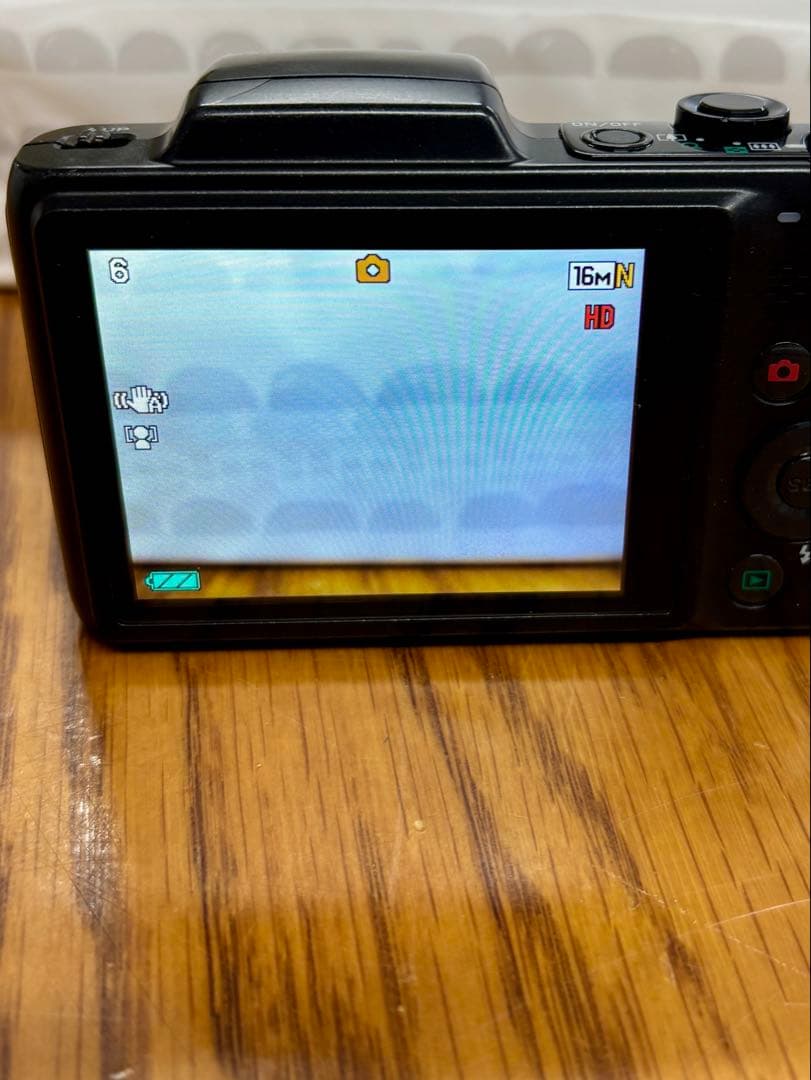 デジタルカメラ CASIO EXILIM EX-H60