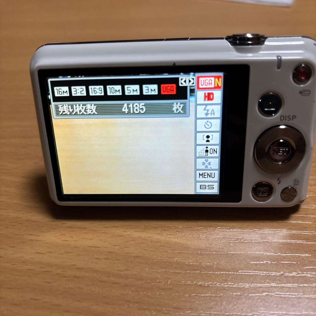 CASIO EXILIM デジカメ ホワイト