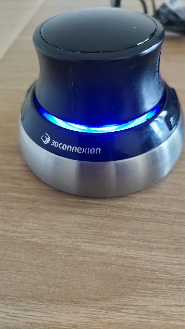 3Dconnexion SpaceMouse Compact 動作確認済