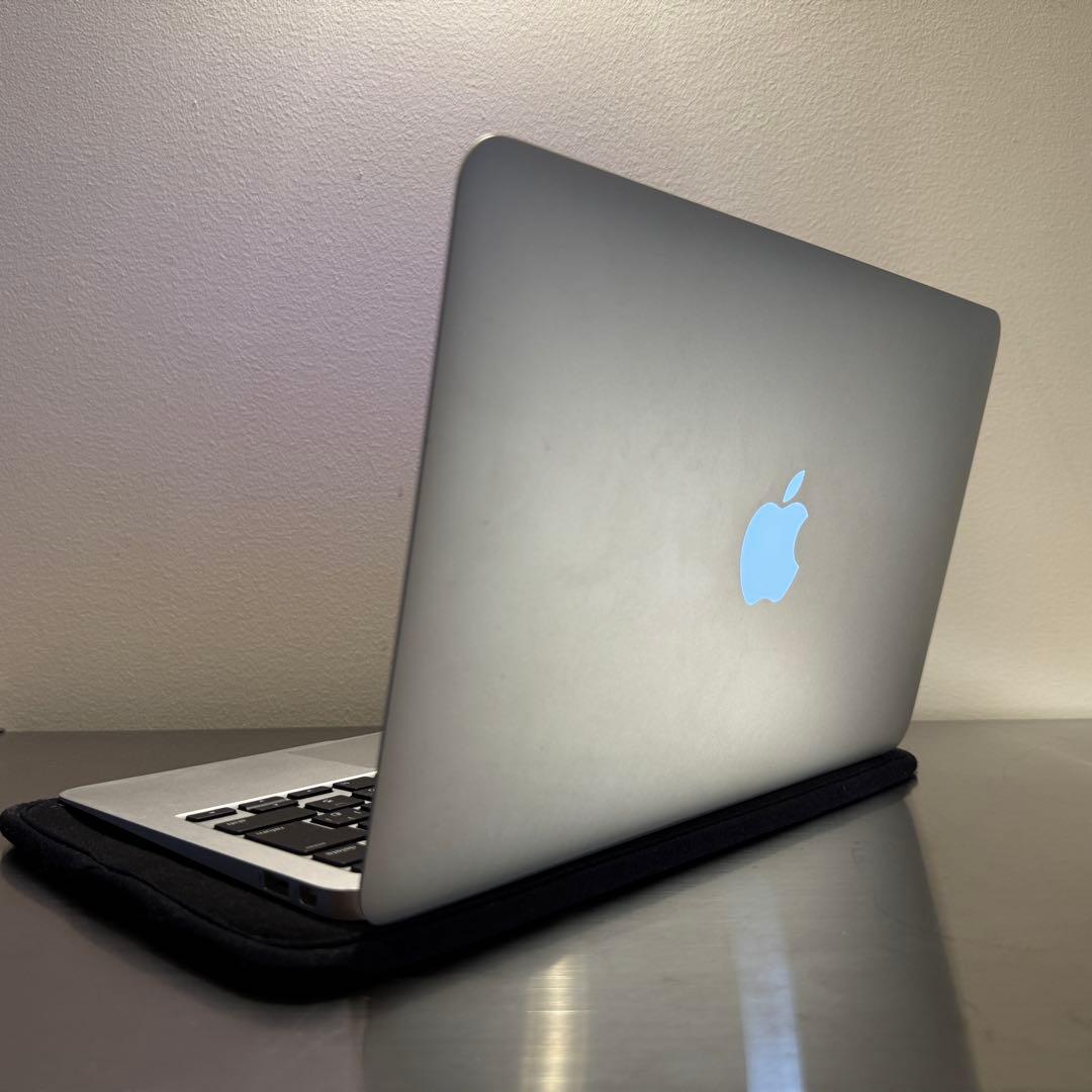 美品 MacBook Air (11-inch, 2015) 4G/128G