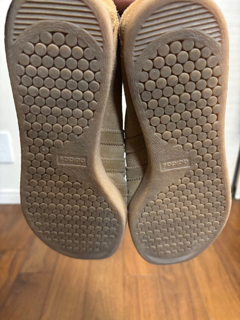 adidas tabacco タバコ