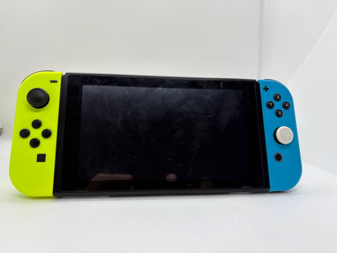 Nintendo Switch 本体+ジョイコン左右