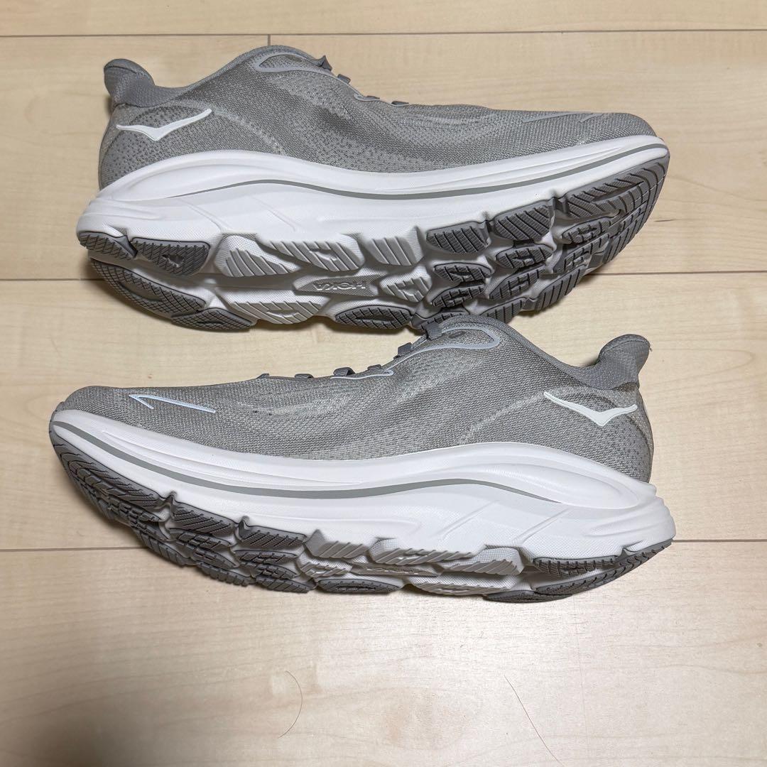 ホカ（HOKA） クリフトン 10 グレー 1162032-STLLR 26.5