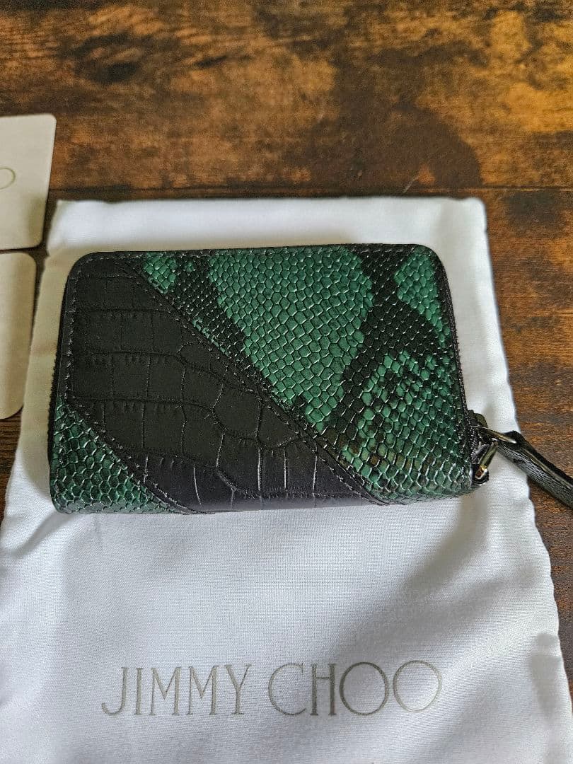 JIMMY CHOO ヘビ柄ケース