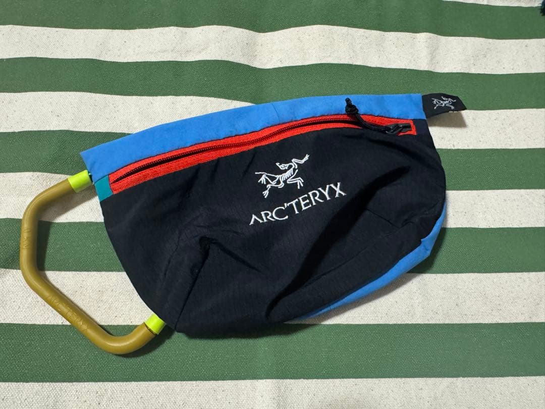 【超希少 日本未発売】ARC'TERYX ポーチ