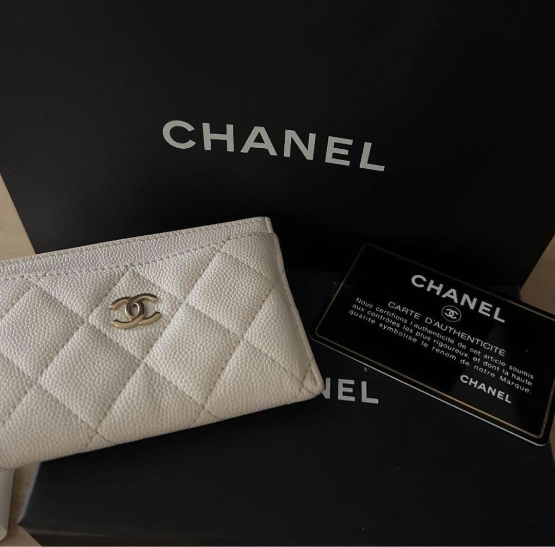 シャネル　名刺入れ　キャビアスキン