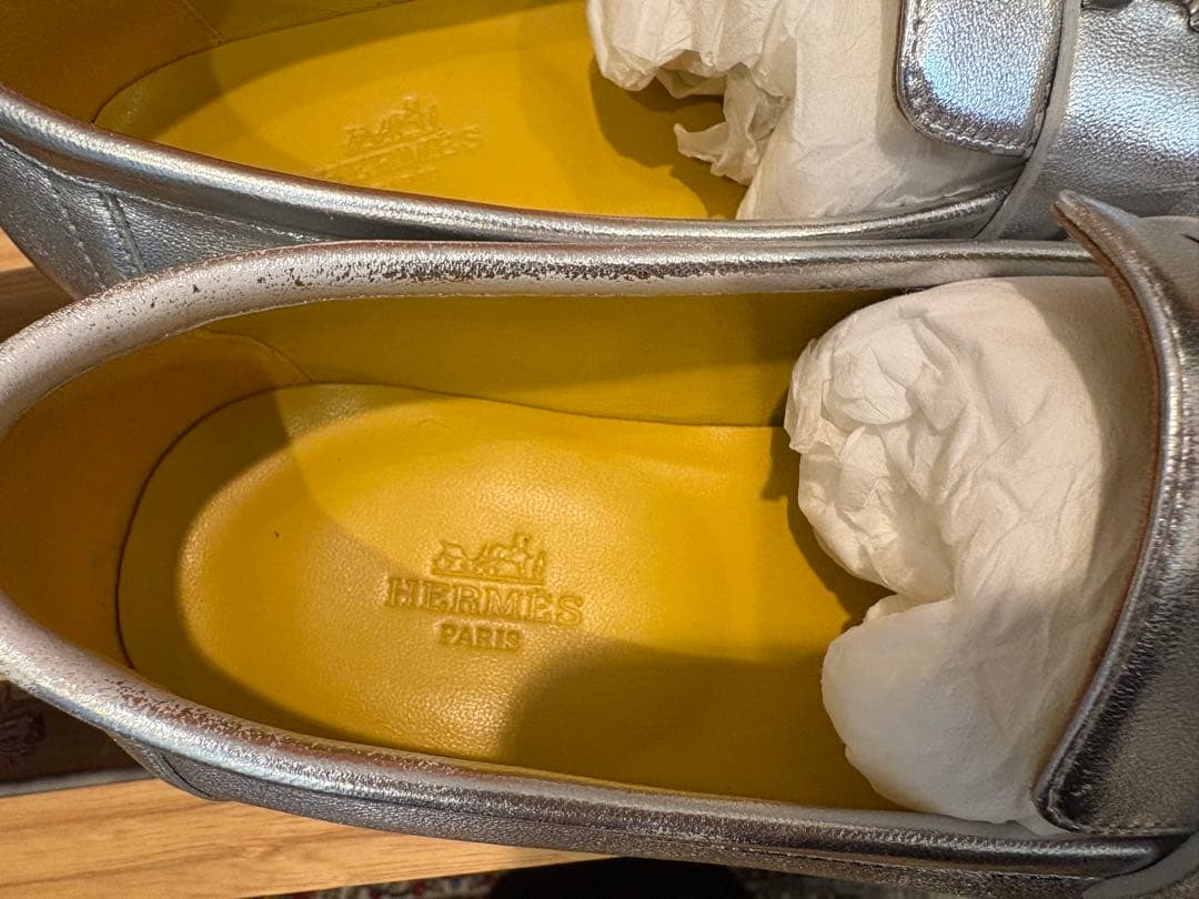 エルメス⭐︎モカシンパリシルバーレザーローファーH金具付き