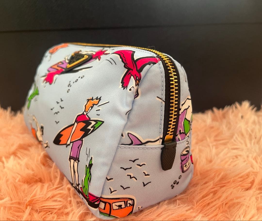 PRADA サーフィン ポーチ