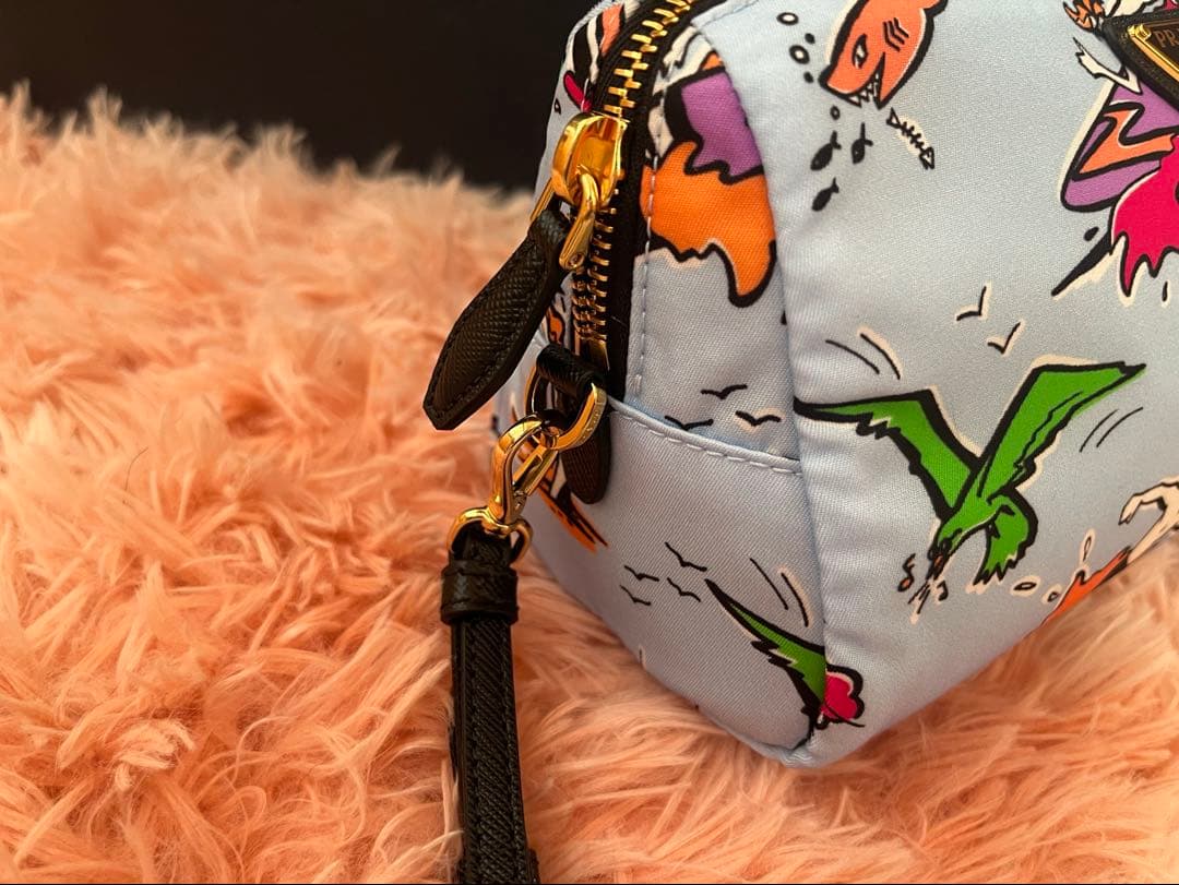 PRADA サーフィン ポーチ