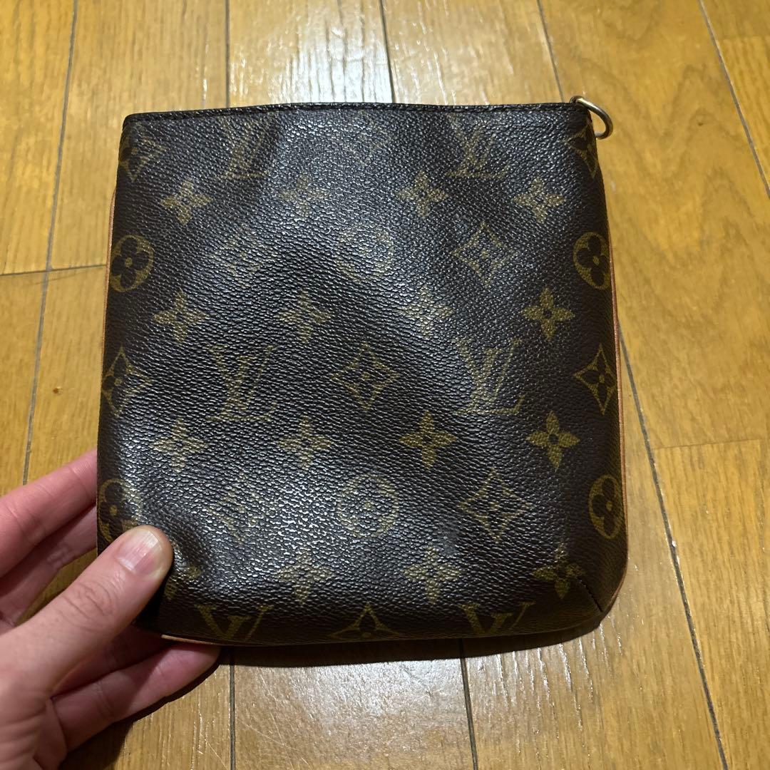 ルイ・ヴィトン モノグラム ポーチ　汚れあり