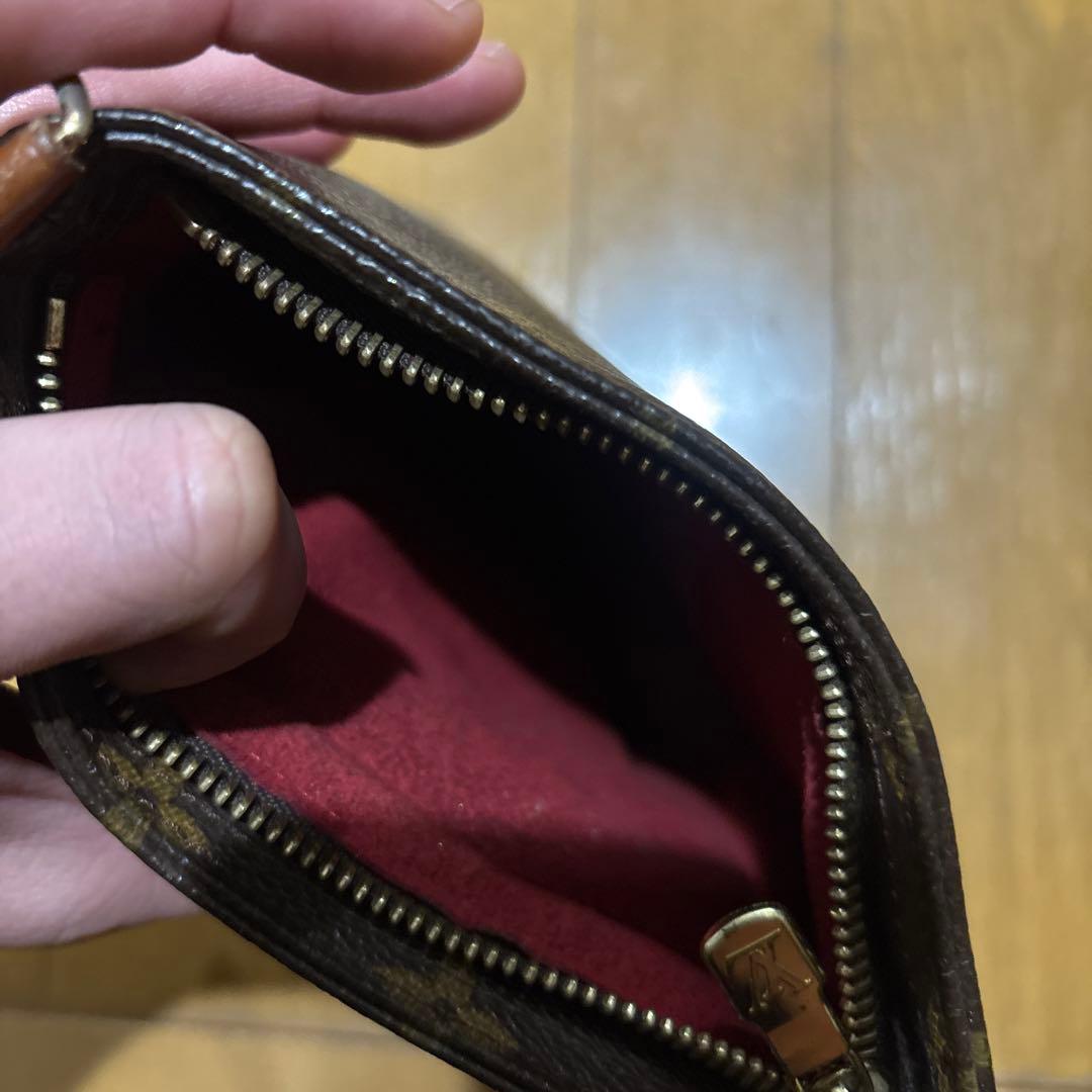 ルイ・ヴィトン モノグラム ポーチ　汚れあり