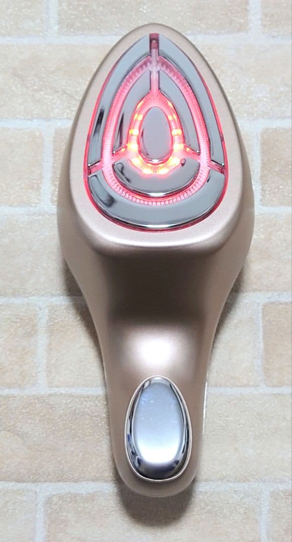 美品　ME LA BOUM ラボン　エクラ　美顔器 IKKO　プロデュース