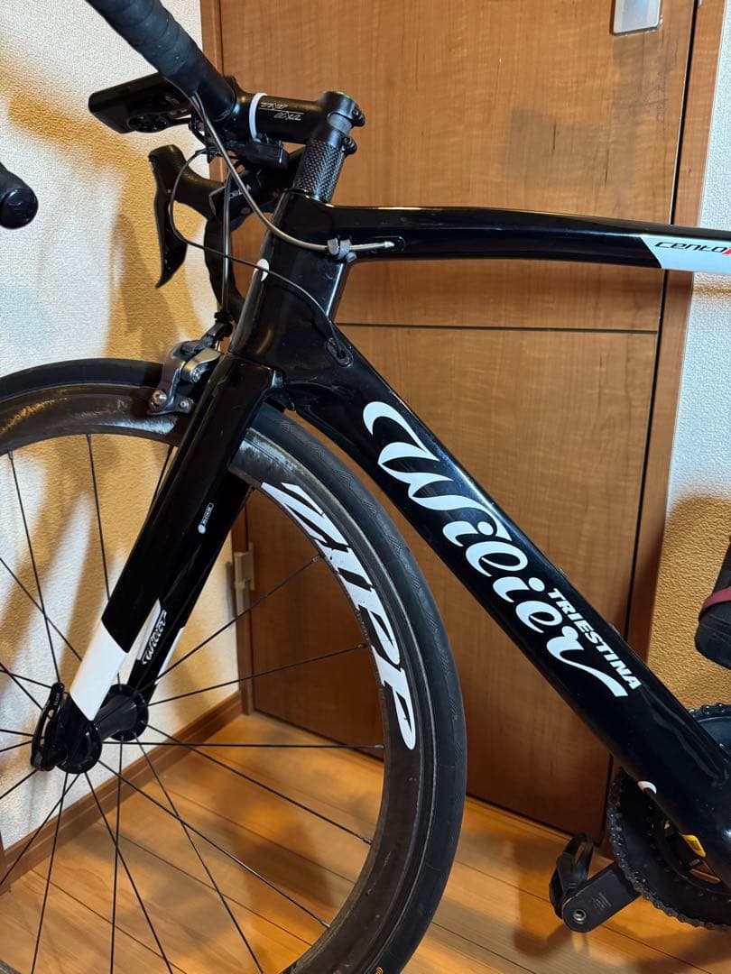 Wieler cento 1 air フレームセットとdi2